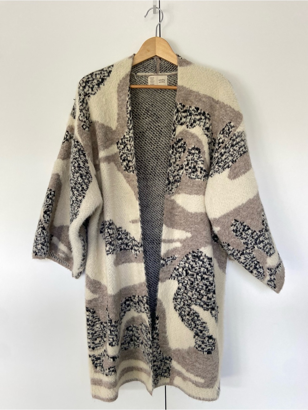Anthropologie SATURDAY SUNDAY Winter’s Walk Fuzzy Kimono Open Cardigan One Size - Picture 2 of 8